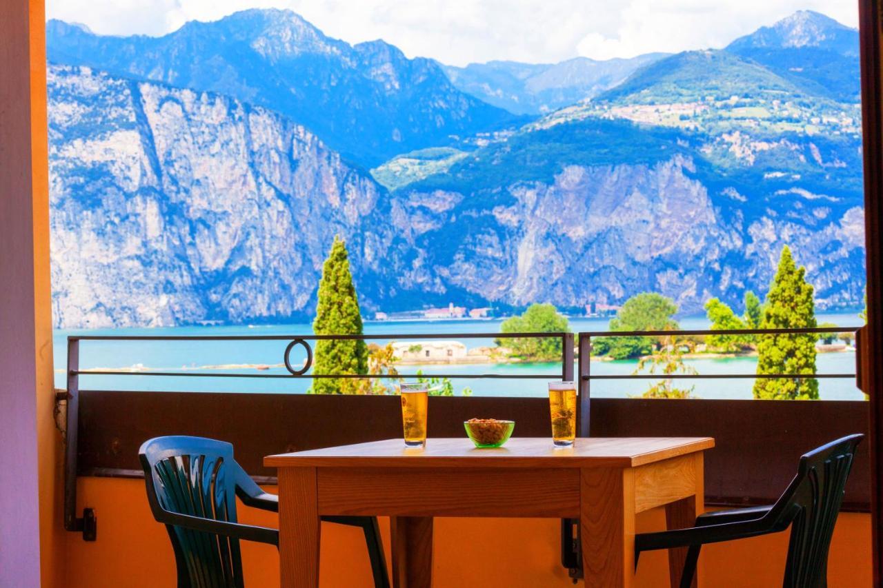 Hotel Villa Isabella Brenzone sul Garda Dış mekan fotoğraf