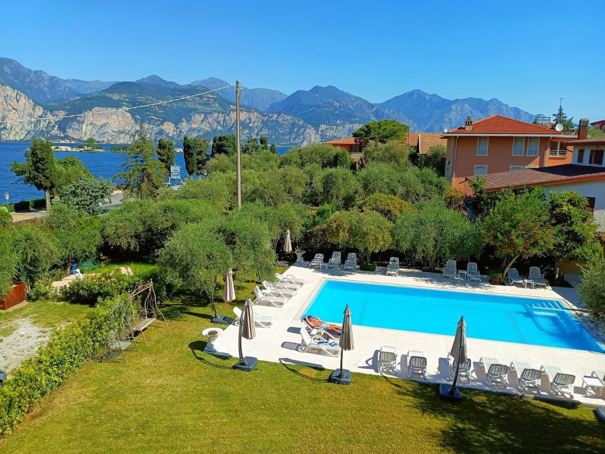 Hotel Villa Isabella Brenzone sul Garda Dış mekan fotoğraf