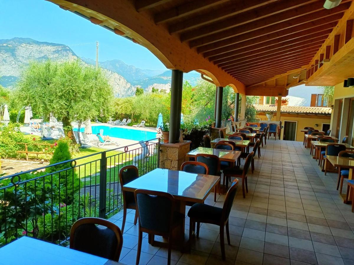 Hotel Villa Isabella Brenzone sul Garda Dış mekan fotoğraf