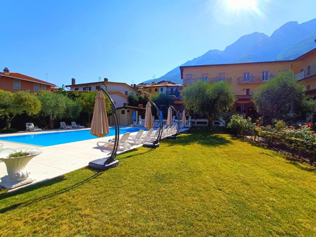 Hotel Villa Isabella Brenzone sul Garda Dış mekan fotoğraf