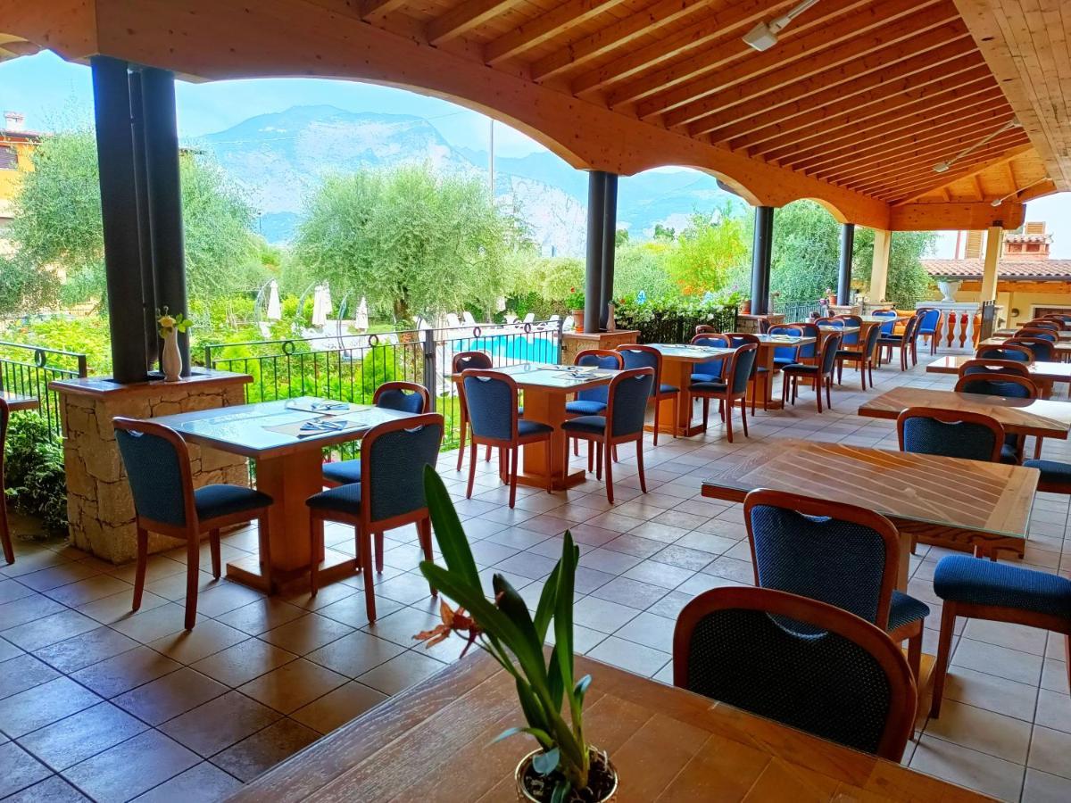 Hotel Villa Isabella Brenzone sul Garda Dış mekan fotoğraf