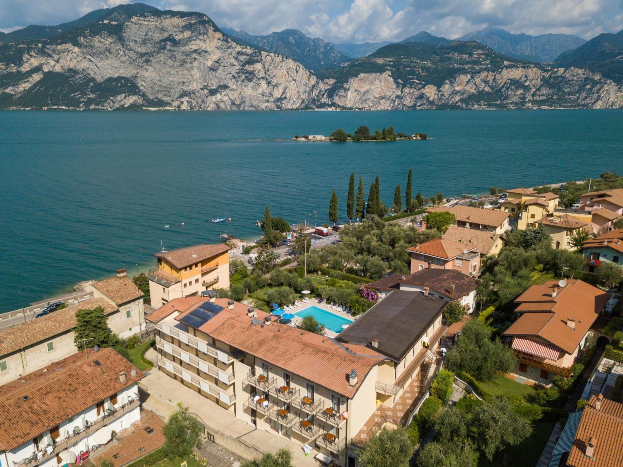 Hotel Villa Isabella Brenzone sul Garda Dış mekan fotoğraf