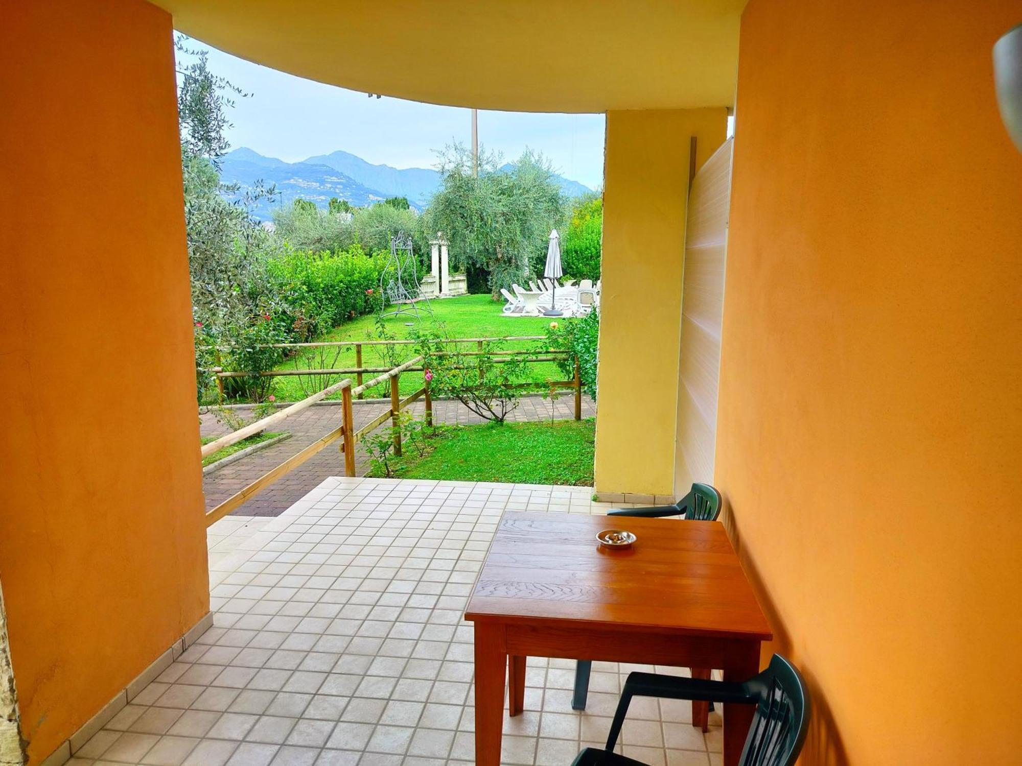 Hotel Villa Isabella Brenzone sul Garda Dış mekan fotoğraf